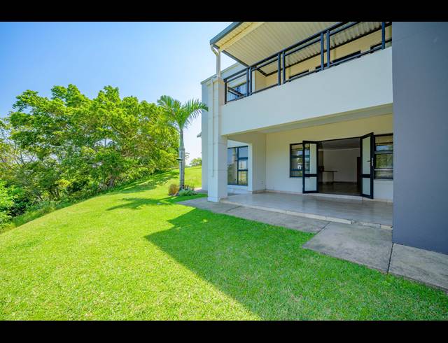 3 BEDROOM APARTMENT FOR SALE IN PALM LAKES ESTATE